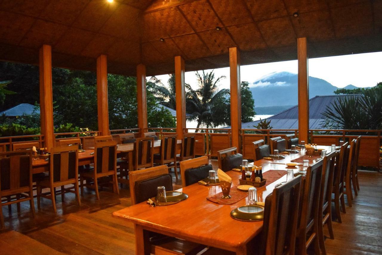 Two Fish Resort Lembeh Bitung Exterior foto