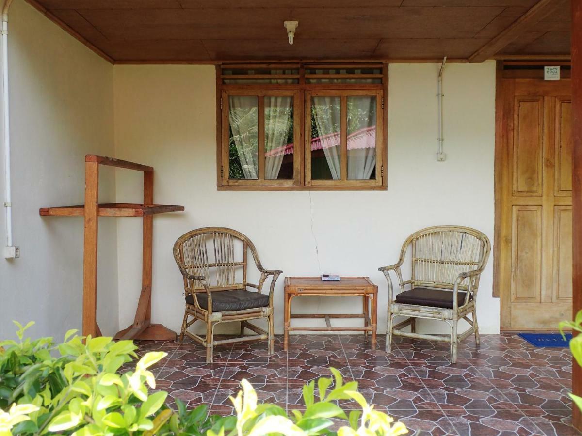 Two Fish Resort Lembeh Bitung Exterior foto