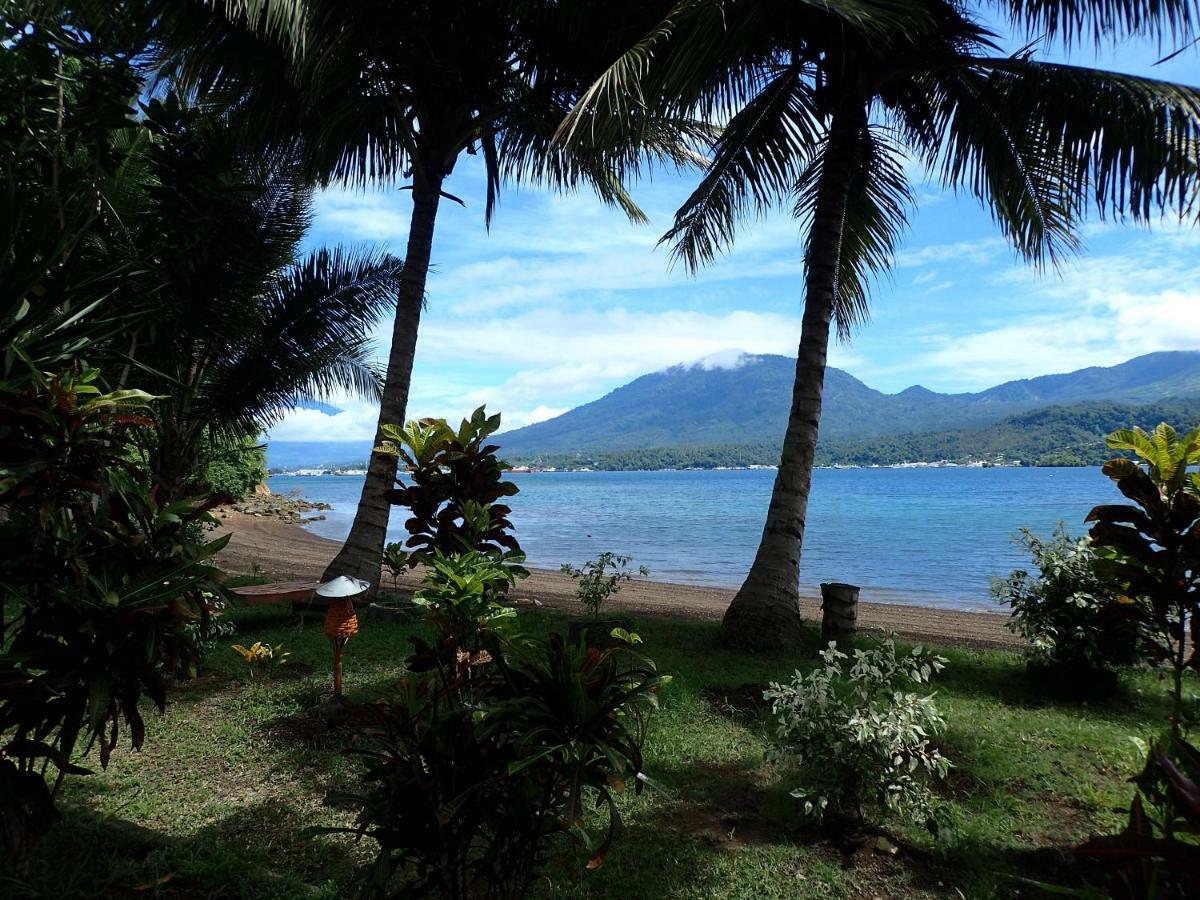Two Fish Resort Lembeh Bitung Exterior foto